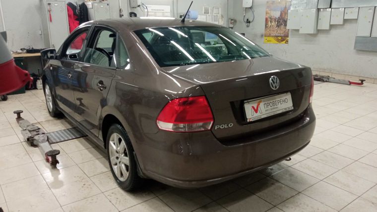 Volkswagen Polo 2015 года, 217 000 км - вид 4