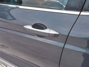 Серый Geely Tugella 2022 года | VIN 492875