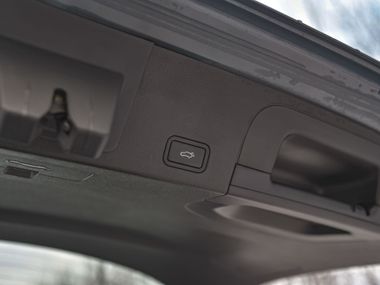 Серый Geely Tugella 2022 года | VIN 492875