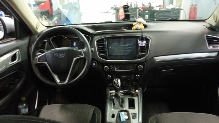 Geely Emgrand X7 2020 года, 74 023 км - вид 5