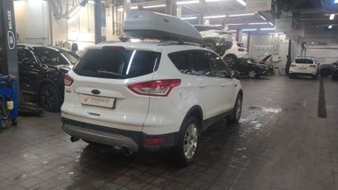 Ford Kuga 2014 года, 190 965 км - вид 3