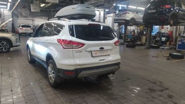 Ford Kuga 2014 года, 190 965 км - вид 4