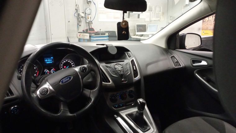 Ford Focus 2013 года, 134 117 км - вид 4