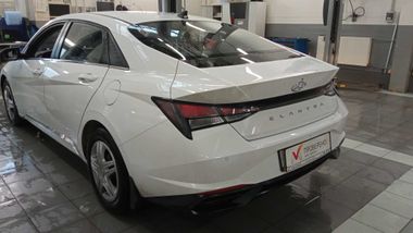 Hyundai Elantra 2023 года, 2 409 км - вид 4
