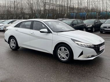 Hyundai Elantra 2023 года, 2 409 км - вид 3