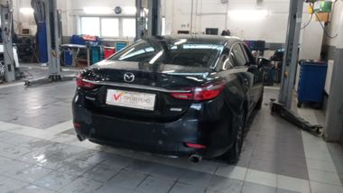 Mazda 6 2018 года, 74 986 км - вид 3