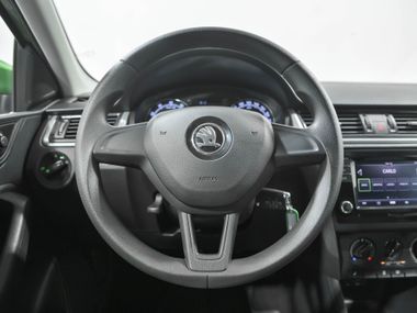 Skoda Rapid 2018 года, 84 588 км - вид 9