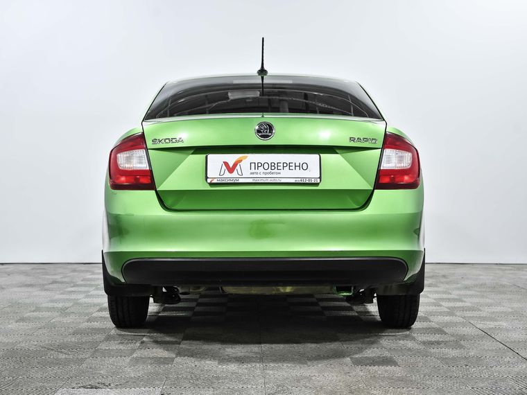 Skoda Rapid 2018 года, 84 588 км - вид 6