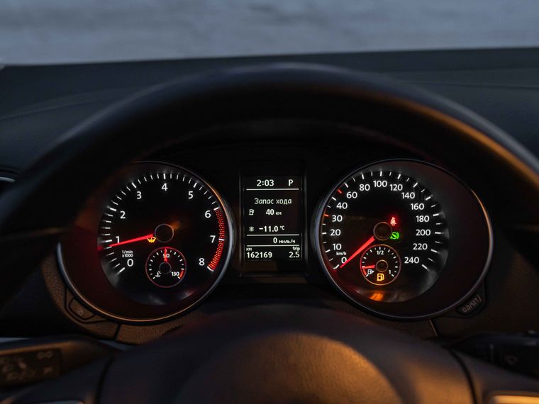 Volkswagen Golf 2012 года, 162 169 км - вид 5