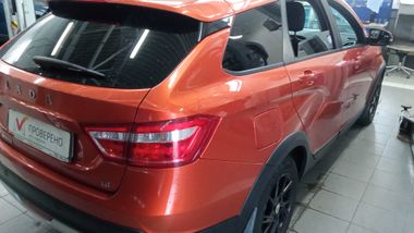 ВАЗ (LADA) Vesta Cross 2018 года, 188 647 км - вид 3
