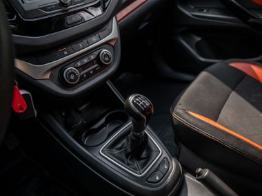 ВАЗ (LADA) Vesta Cross 2018 года, 188 647 км - вид 10