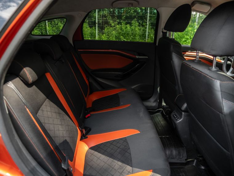 ВАЗ (LADA) Vesta Cross 2018 года, 188 647 км - вид 12