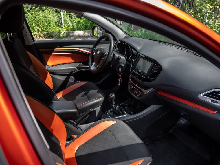 ВАЗ (LADA) Vesta Cross 2018 года, 188 647 км - вид 13