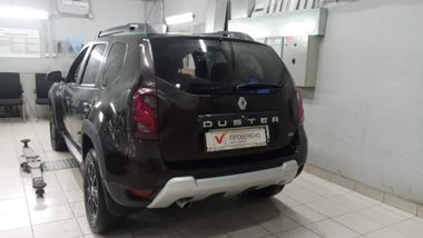 Renault Duster 2020 года, 130 738 км - вид 4