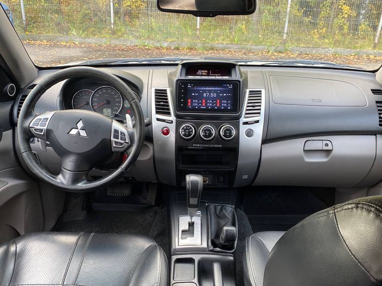 Mitsubishi Pajero Sport 2015 года, 272 000 км - вид 5