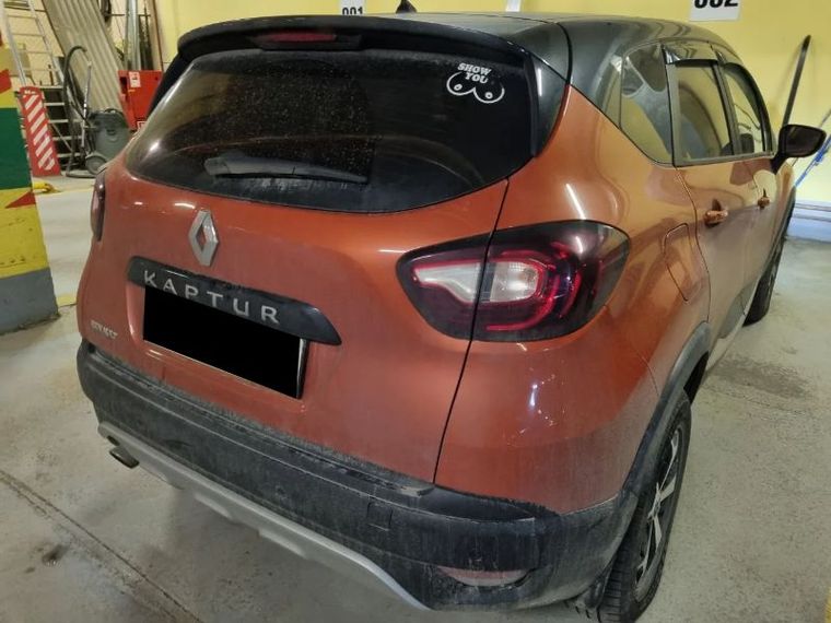 Renault Kaptur 2017 года, 82 000 км - вид 3