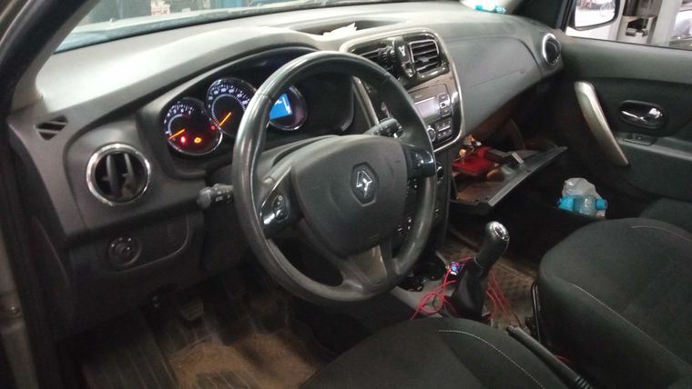 Renault Sandero Stepway 2017 года, 99 334 км - вид 5