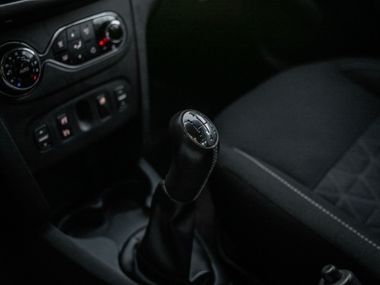 Renault Sandero Stepway 2017 года, 99 334 км - вид 8