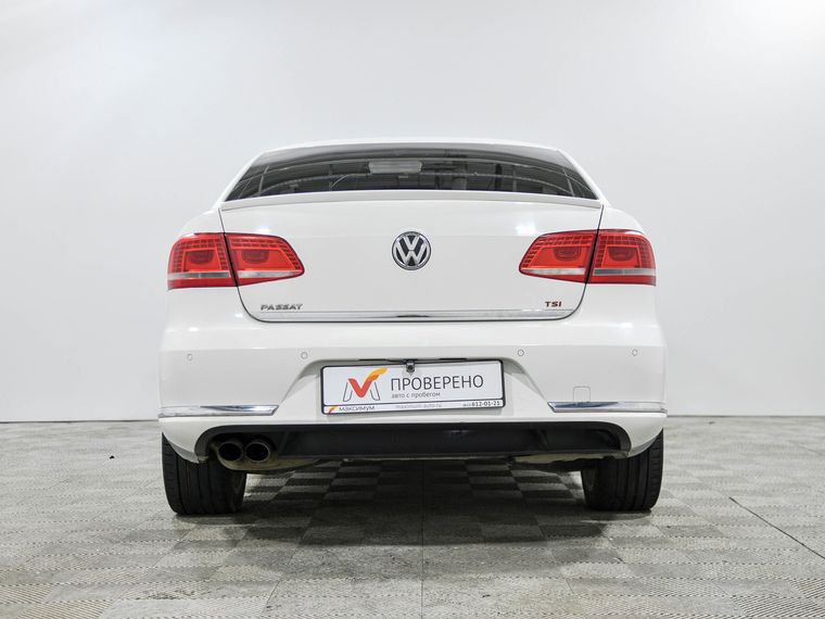 Volkswagen Passat 2012 года, 305 780 км - вид 5