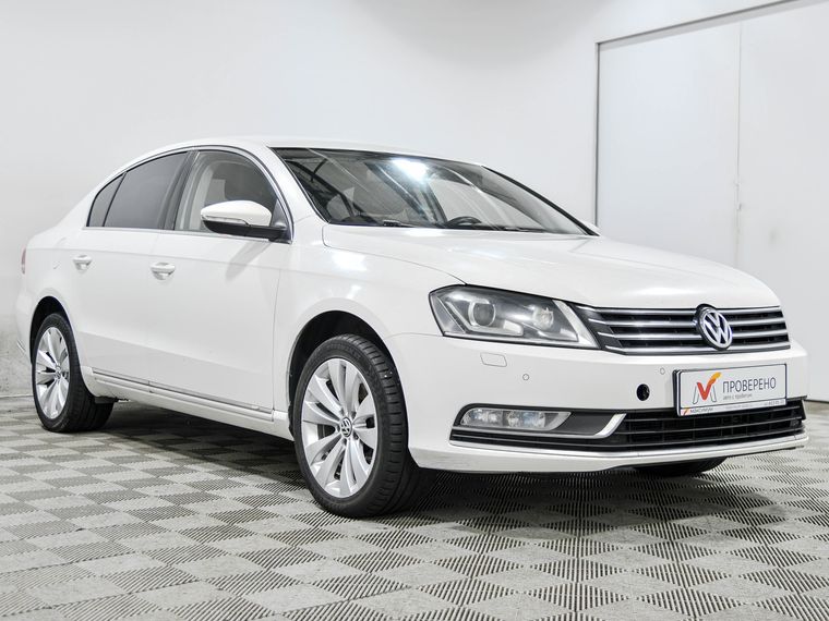 Volkswagen Passat 2012 года, 305 780 км - вид 3