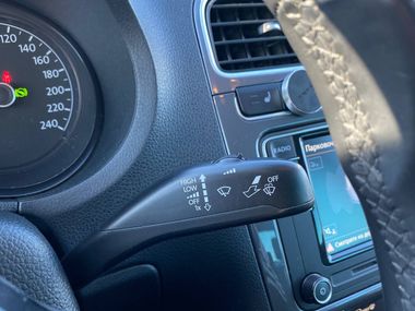Volkswagen Polo 2018 года, 74 356 км - вид 11