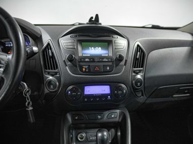 Hyundai ix35 2014 года, 151 951 км - вид 11