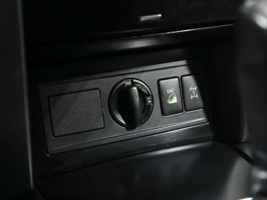 Toyota Land Cruiser Prado 2010 года, 283 999 км - вид 12
