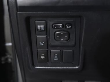 Toyota Land Cruiser Prado 2010 года, 283 999 км - вид 13