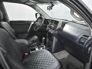 Toyota Land Cruiser Prado 2010 года, 283 999 км - вид 17