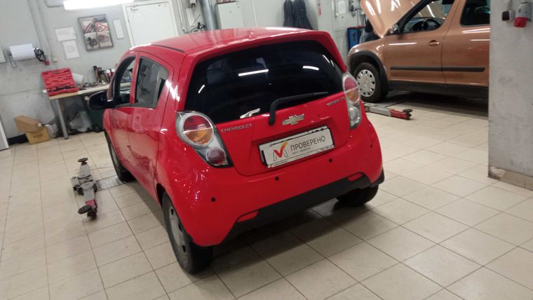 Chevrolet Spark 2011 года, 113 558 км - вид 4