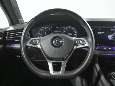 Volkswagen Touareg 2019 года, 149 258 км - вид 11