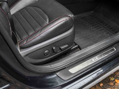 Kia Optima 2017 года, 162 032 км - вид 19