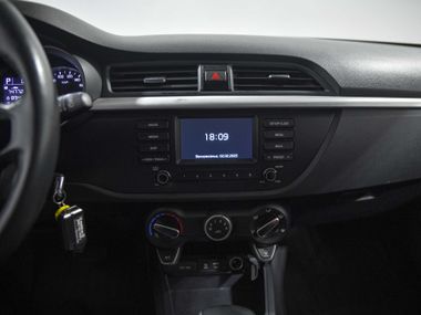 KIA Rio X-Line 2019 года, 74 333 км - вид 11