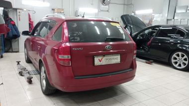 KIA Ceed 2011 года, 183 000 км - вид 4