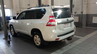 Toyota Land Cruiser Prado 2014 года, 473 078 км - вид 4
