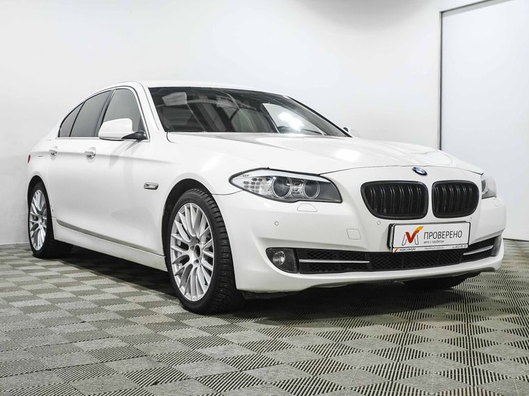 BMW 5 серия 2013 года, 213 136 км - вид 3
