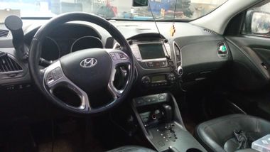 Hyundai ix35 2011 года, 187 044 км - вид 5
