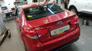 Kia Rio 2015 года, 152 376 км - вид 4