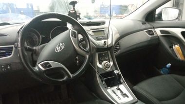 Hyundai Elantra 2011 года, 92 317 км - вид 6