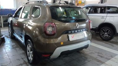 Renault Duster 2021 года, 94 614 км - вид 4