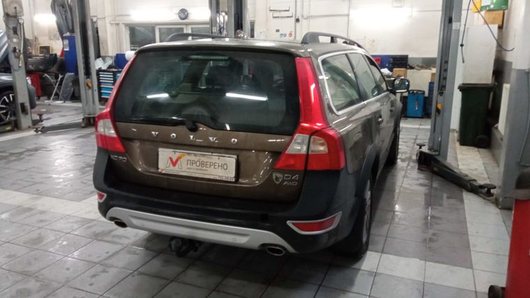 Volvo XC70 2013 года, 330 000 км - вид 3