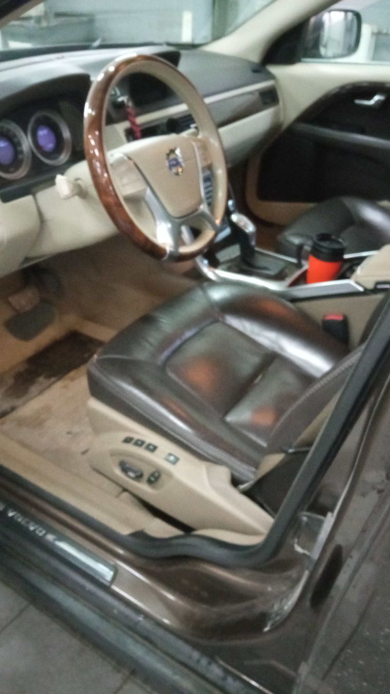 Volvo XC70 2013 года, 330 000 км - вид 5