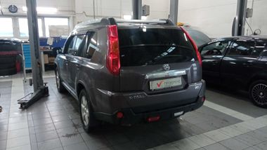 Nissan X-Trail 2009 года, 232 921 км - вид 3