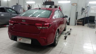 Kia Rio 2018 года, 251 867 км - вид 3