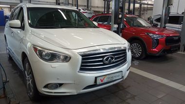 Infiniti QX60 2014 года, 164 589 км - вид 3