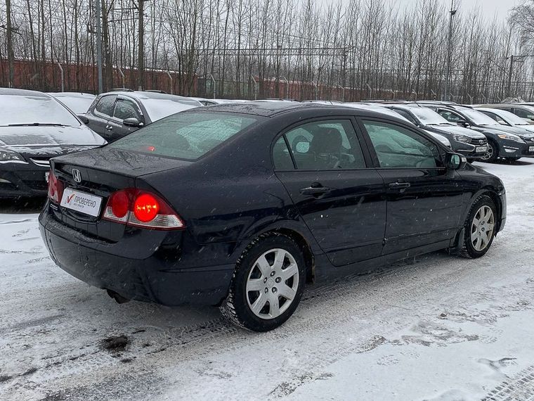 Honda Civic 2008 года, 220 000 км - вид 4