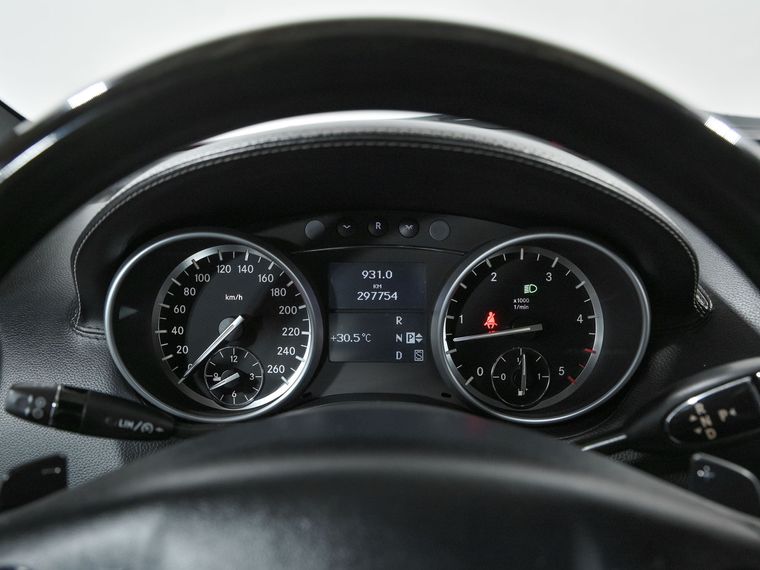 Mercedes-Benz GL-класс 2012 года, 297 634 км - вид 8