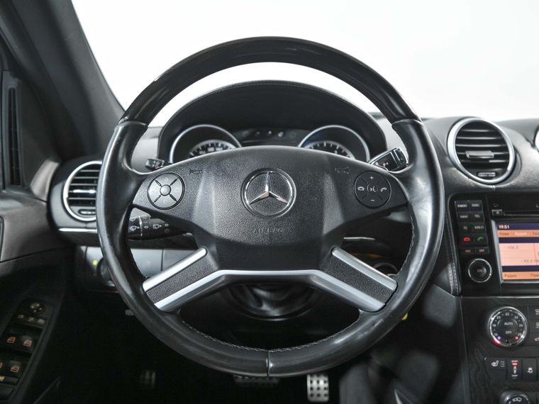 Mercedes-Benz GL-класс 2012 года, 297 634 км - вид 9