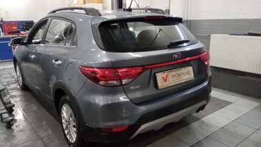 Kia Rio X-Line 2018 года, 142 771 км - вид 4