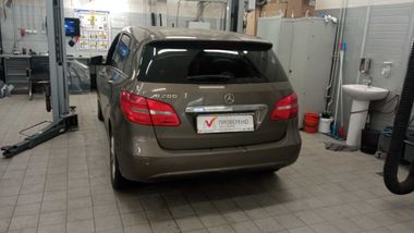 Mercedes-Benz B-класс 2013 года, 201 819 км - вид 5